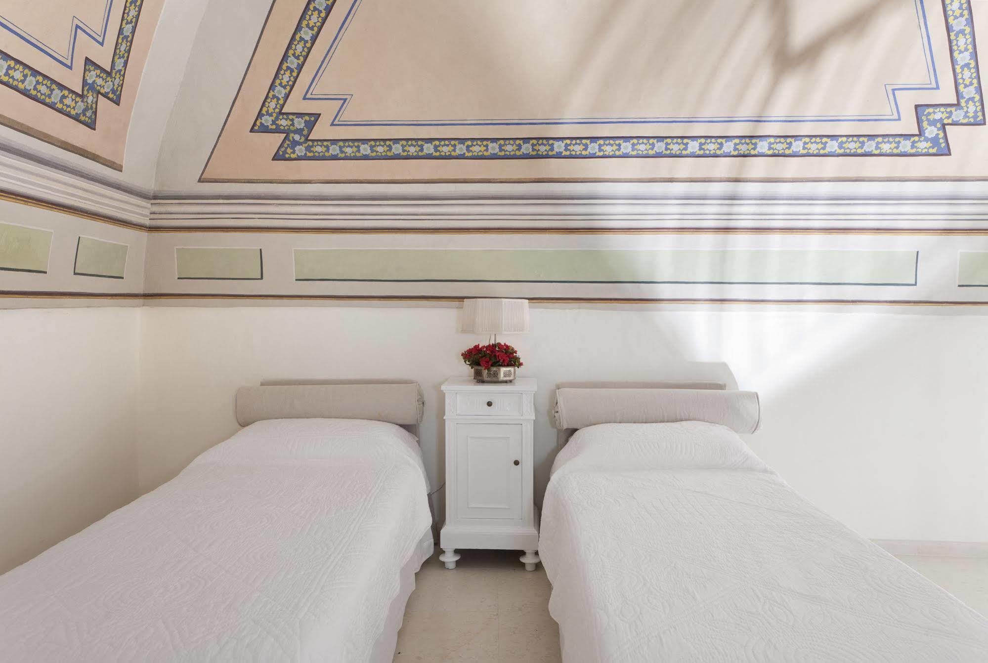 Palazzo Zacheo Bed & Breakfast Gallipoli Exterior photo
